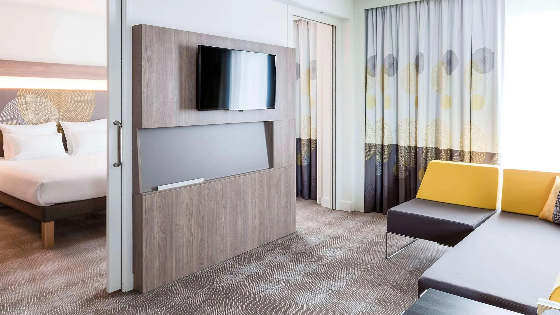 Novotel Amsterdam Schiphol Airport Hoofddorp 4*,